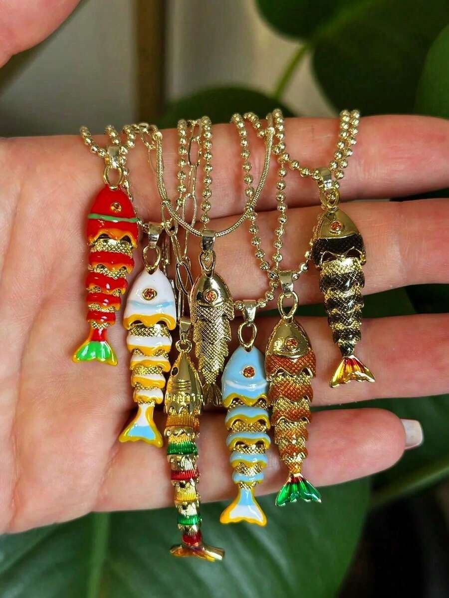 stainless steel fish pendant (gold)