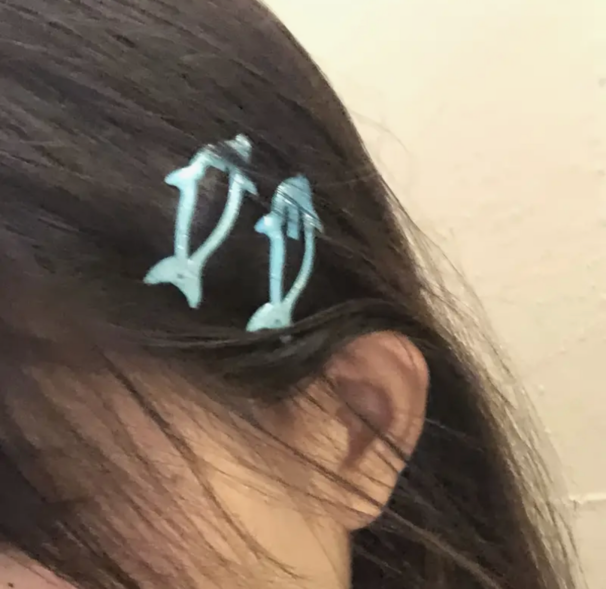 dolphin hair pin
