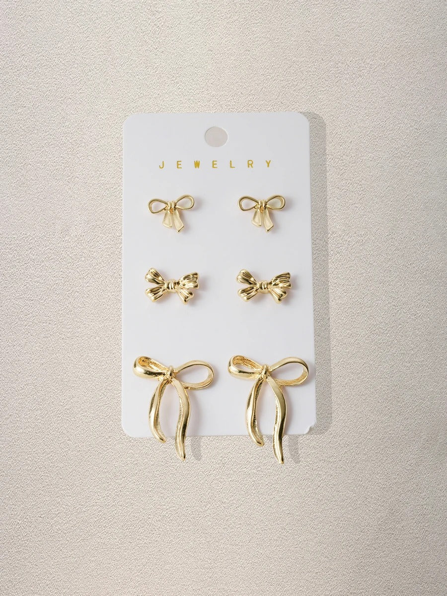 gold bow studs