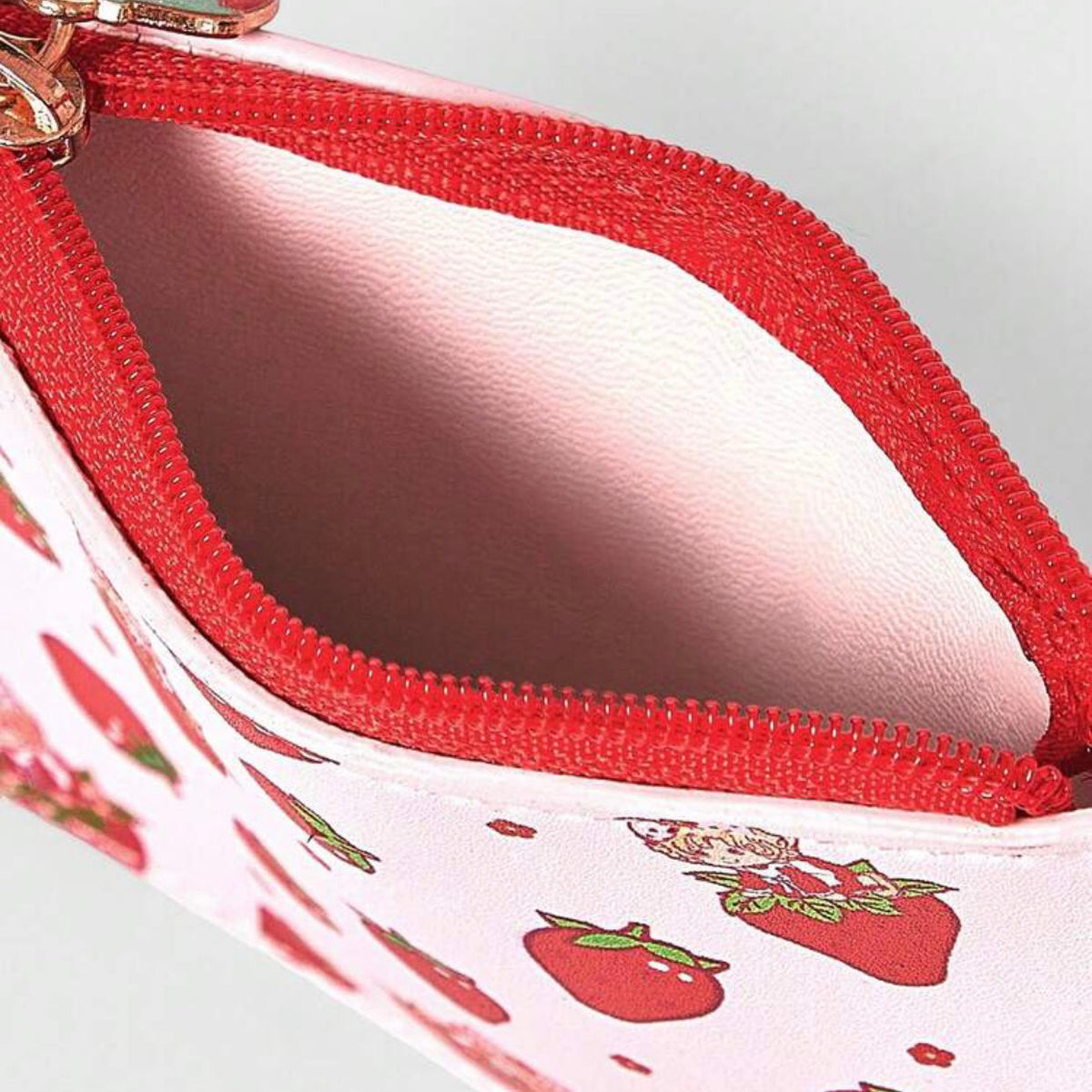 strawberry wallet | card holder