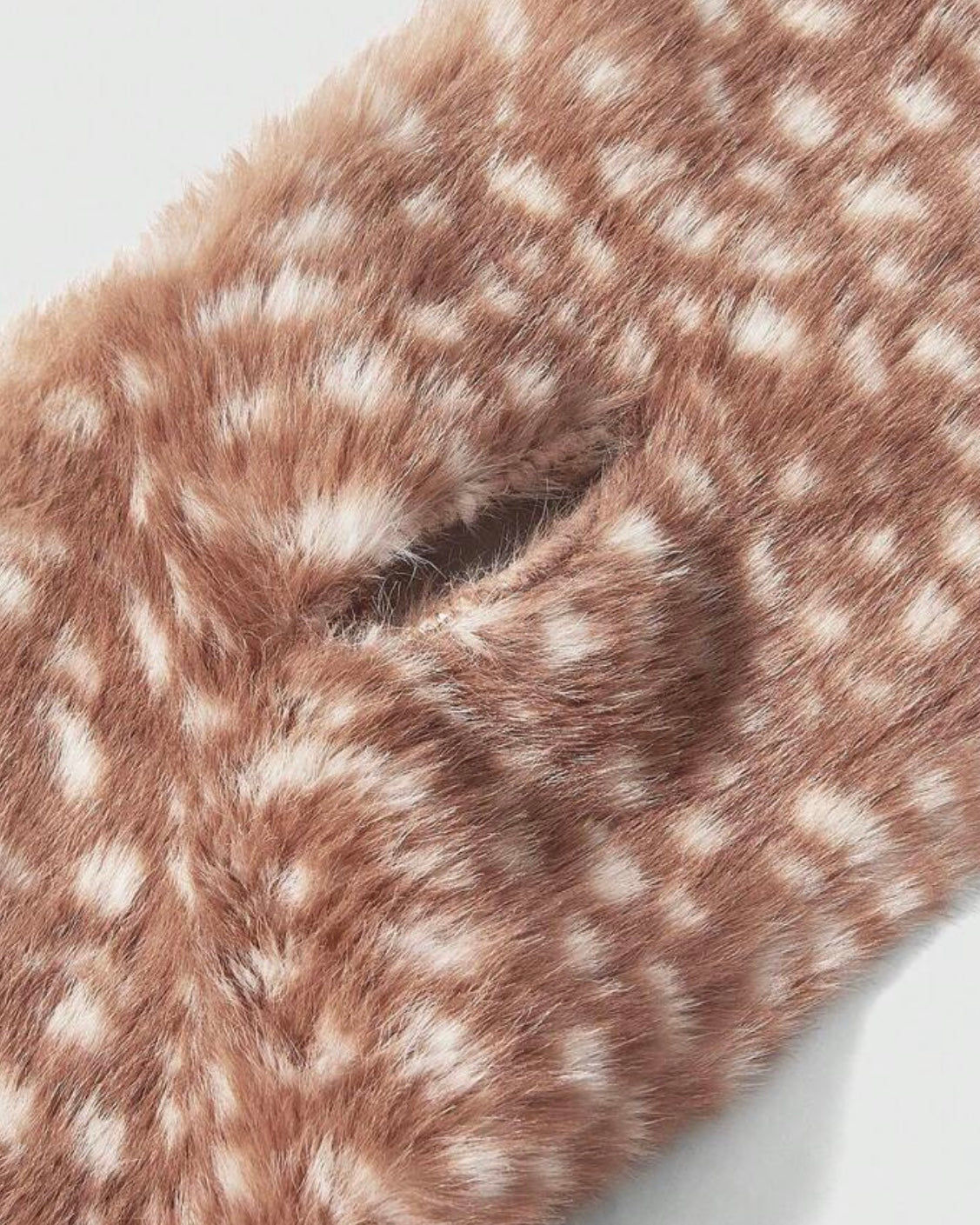 deer print fur scarf