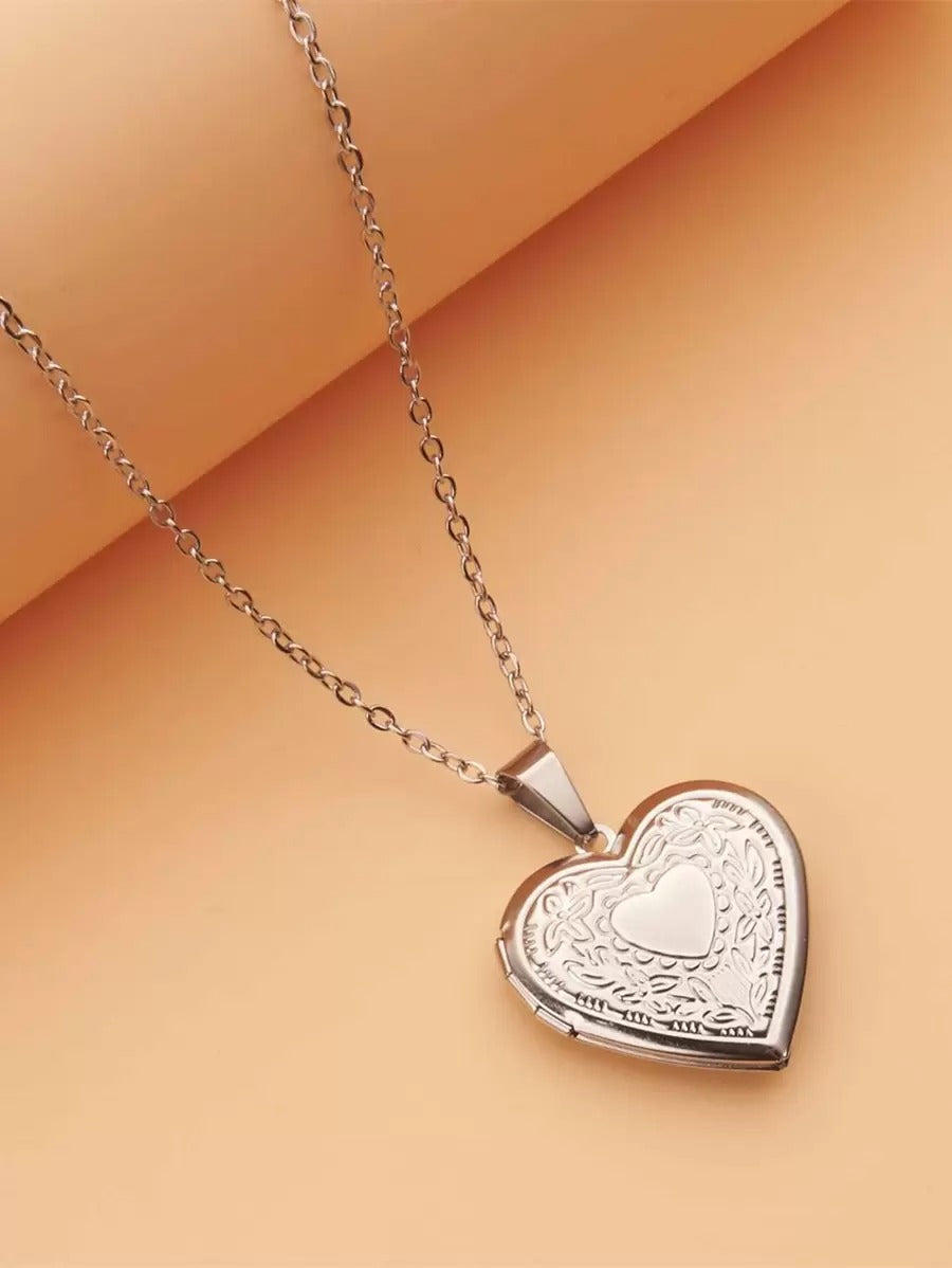 heart locket