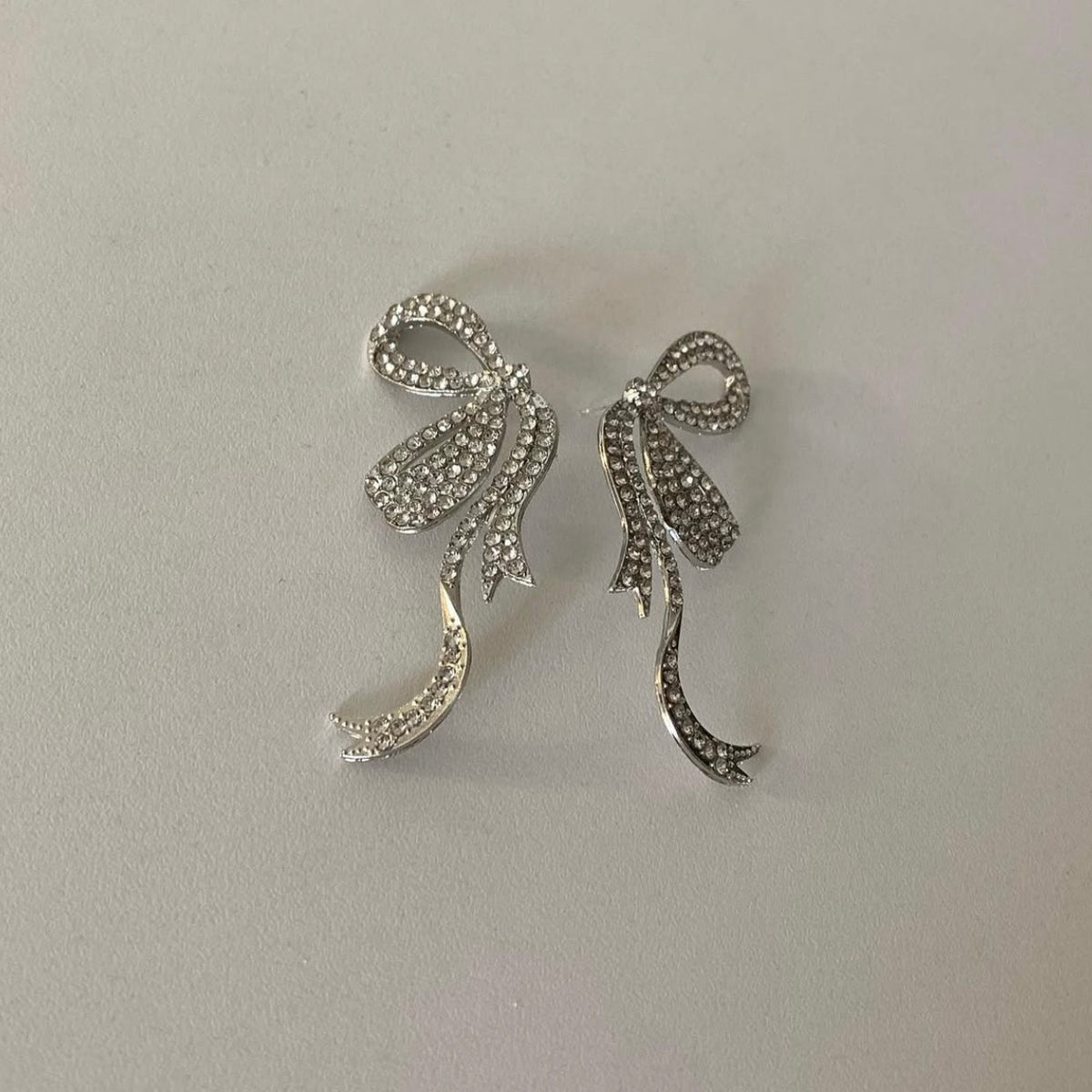 bow earrings