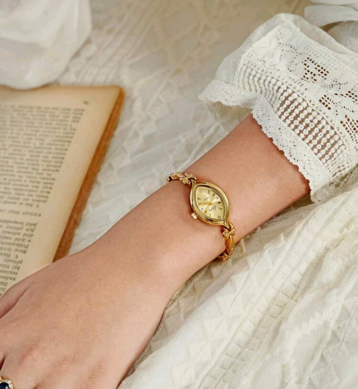 dainty gold watch (1pc)