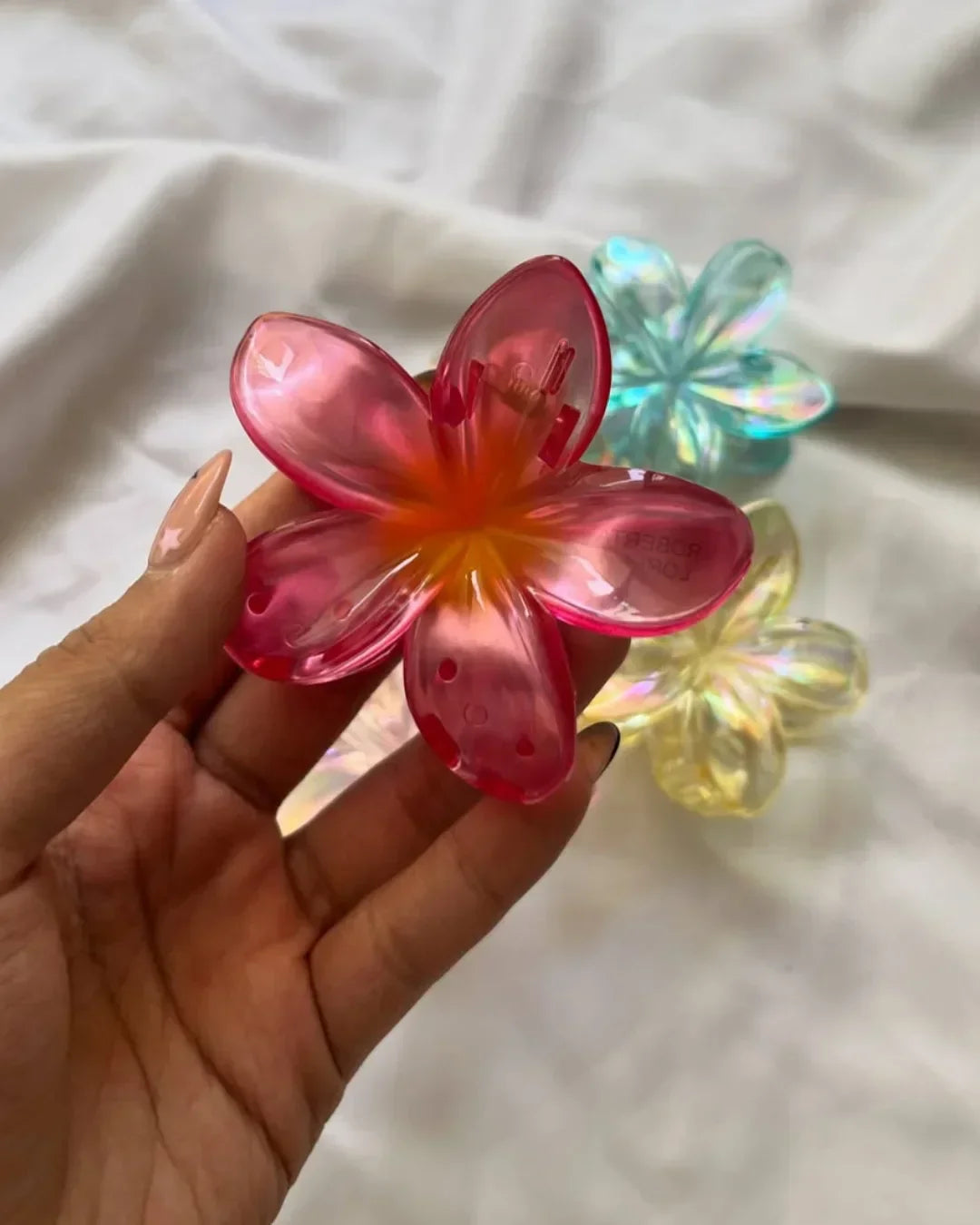 clear flower clips