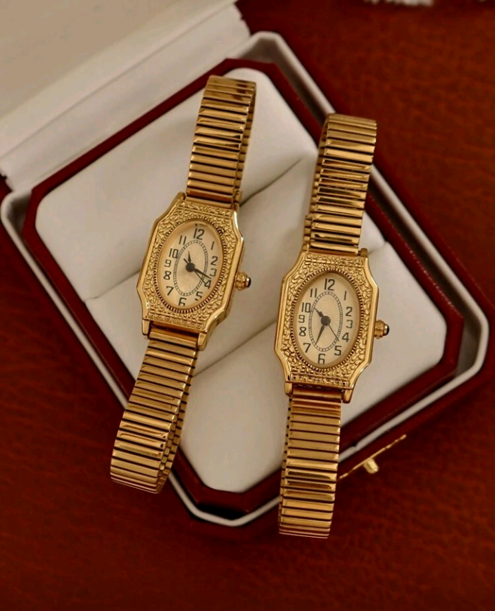 classic golden watch (1 pc)