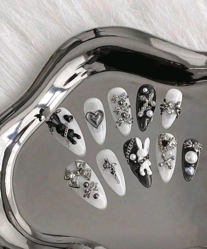 dark lolita press on nails