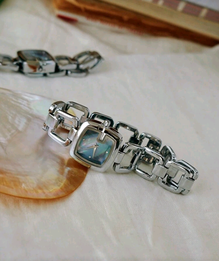 hollow strap silver watch 1pc