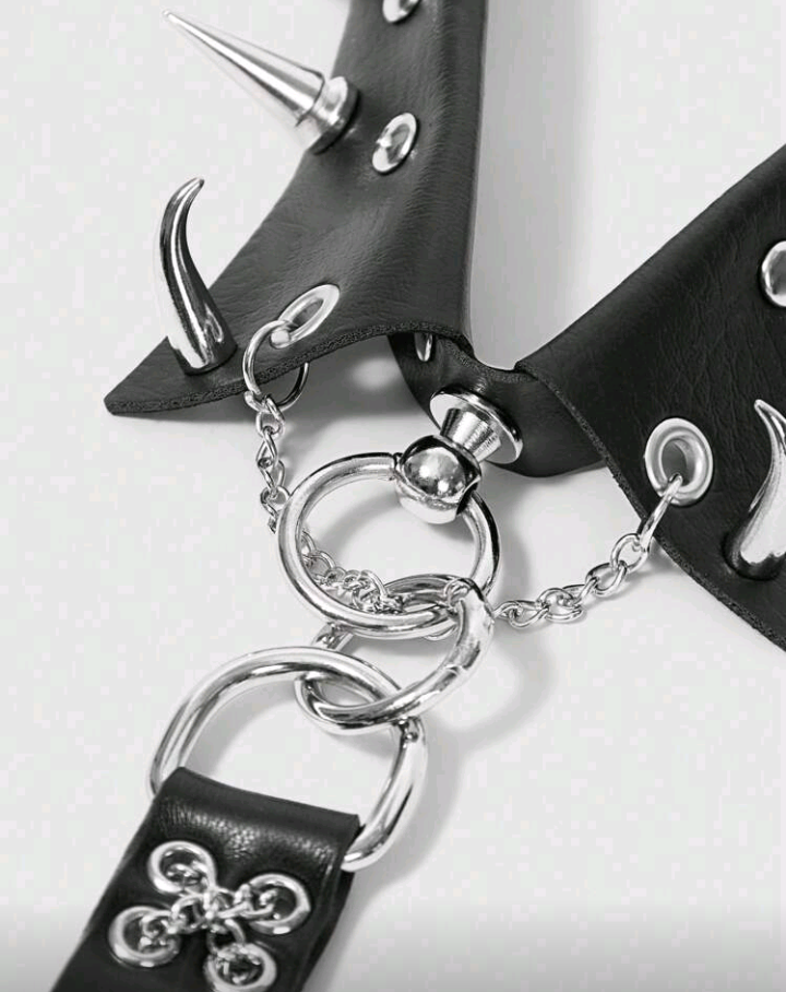 grunge rockstar choker tie