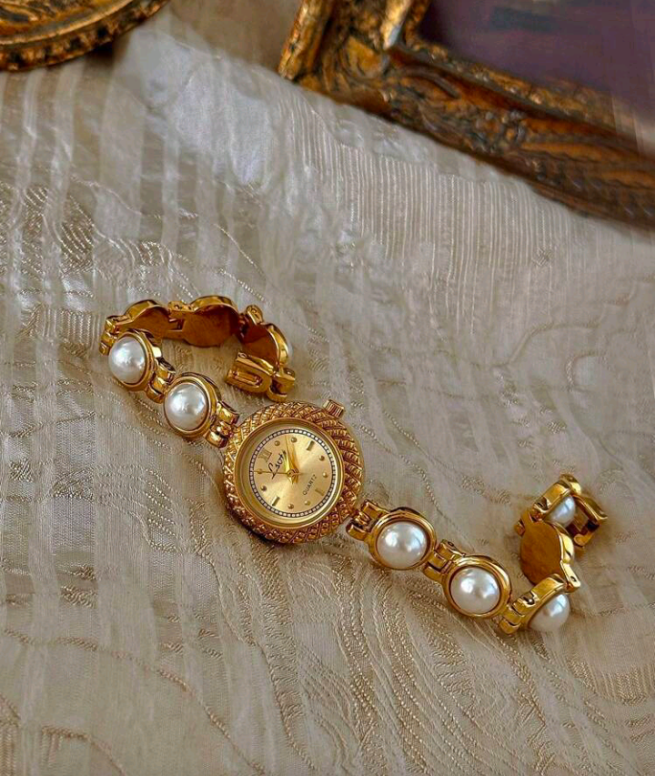 pearl strap watch (1 pc)