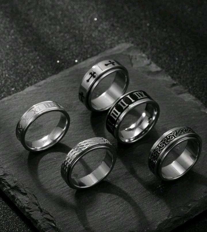 5 pieces serpentine rings