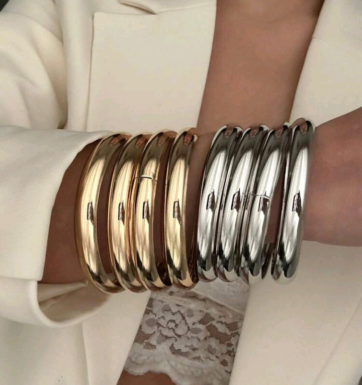 chunky metal bangles 4 pcs