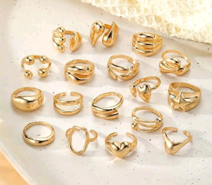 chunky gold ring set