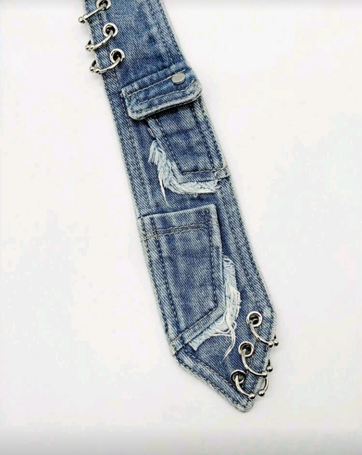 baby blue pocket design tie necklace
