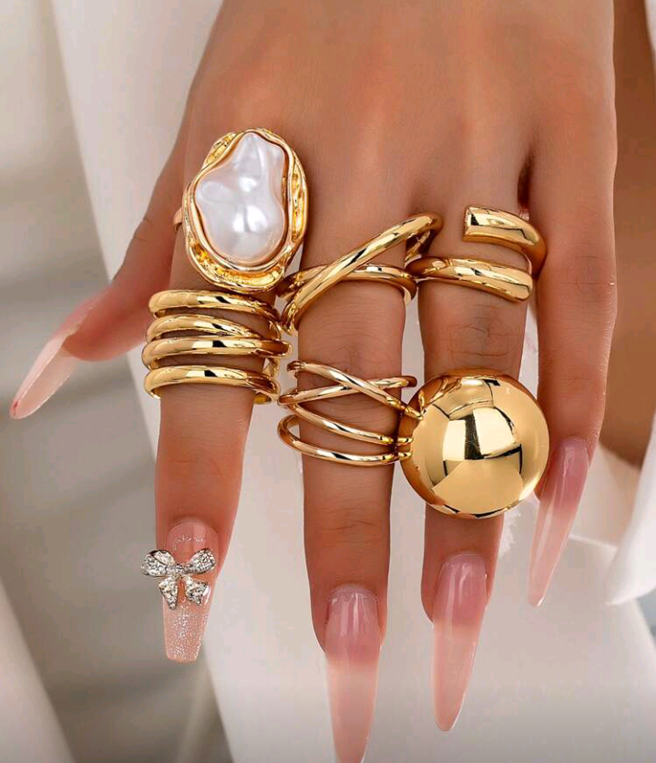 gold rings set (6 pcs)