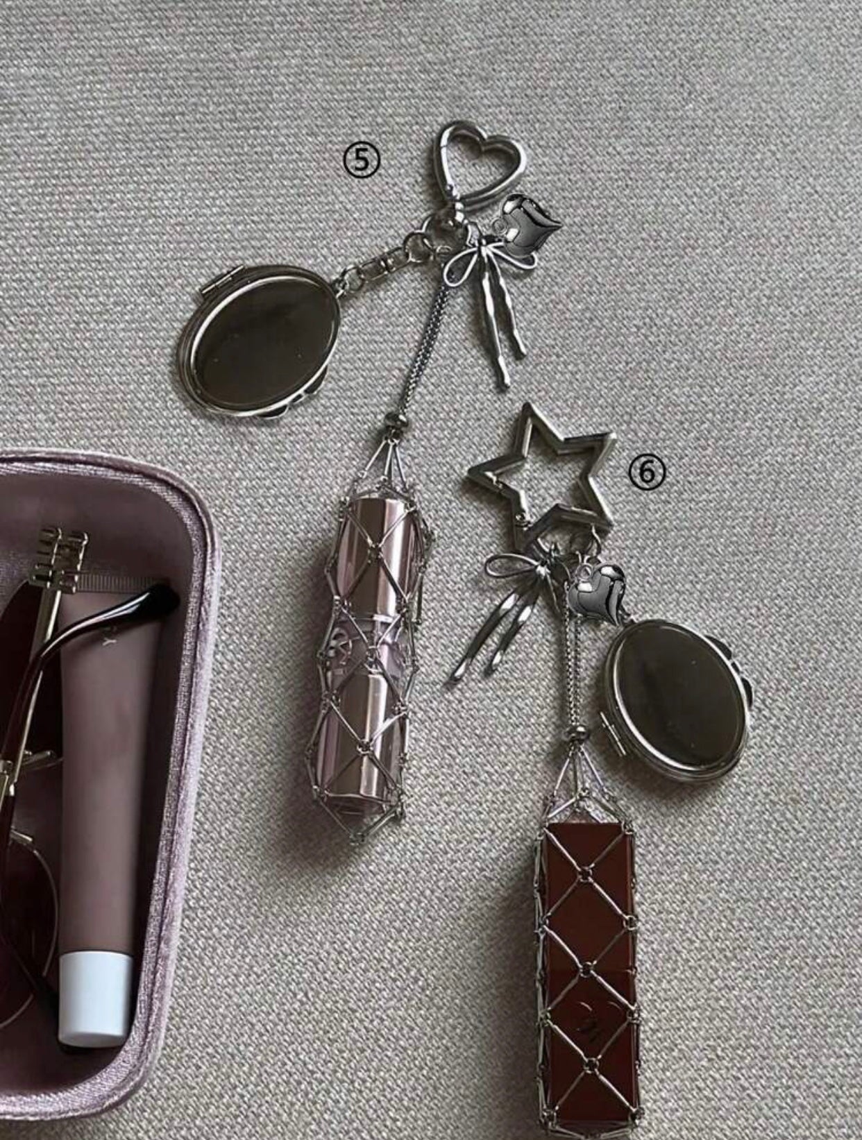 lipgloss holder