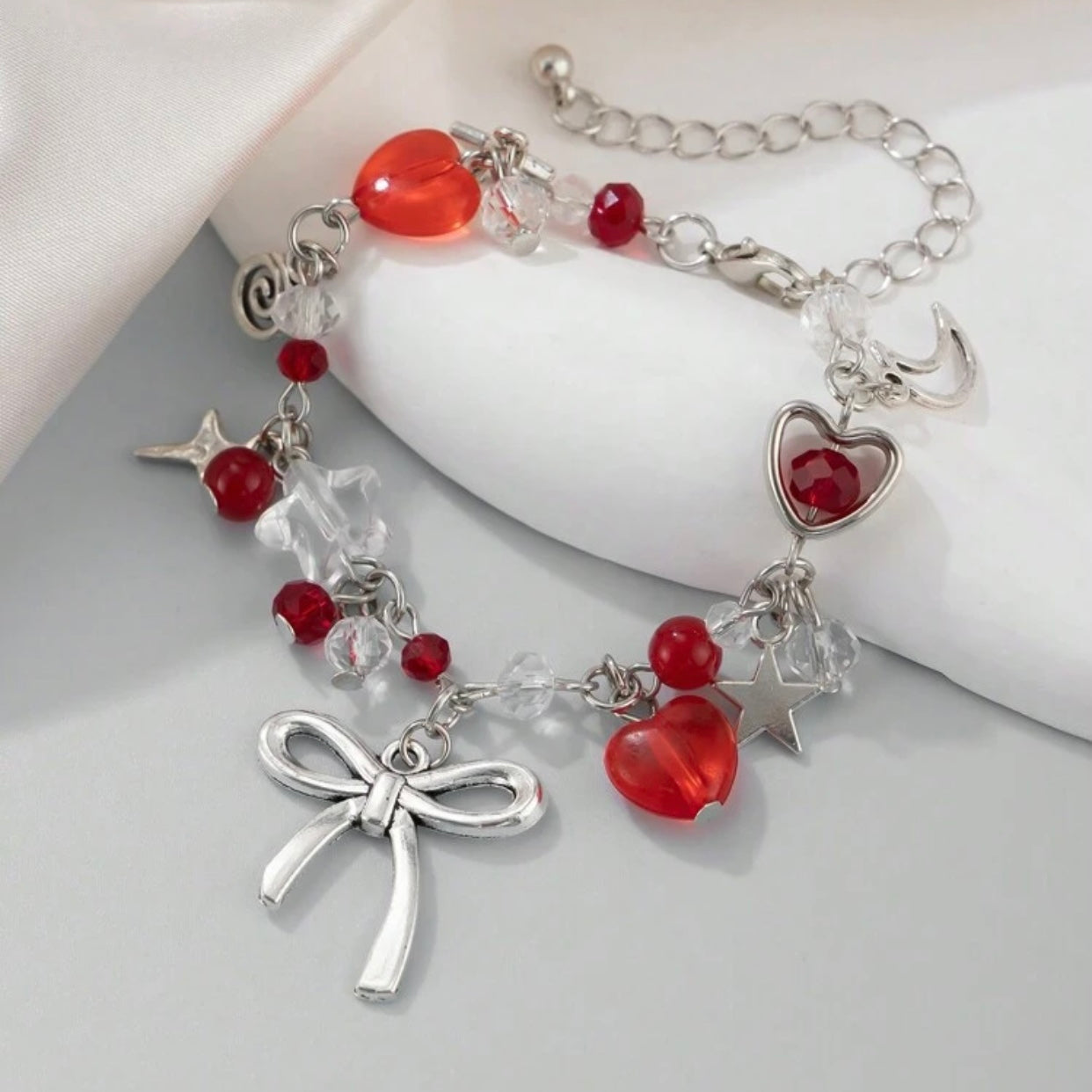 bow red bracelet