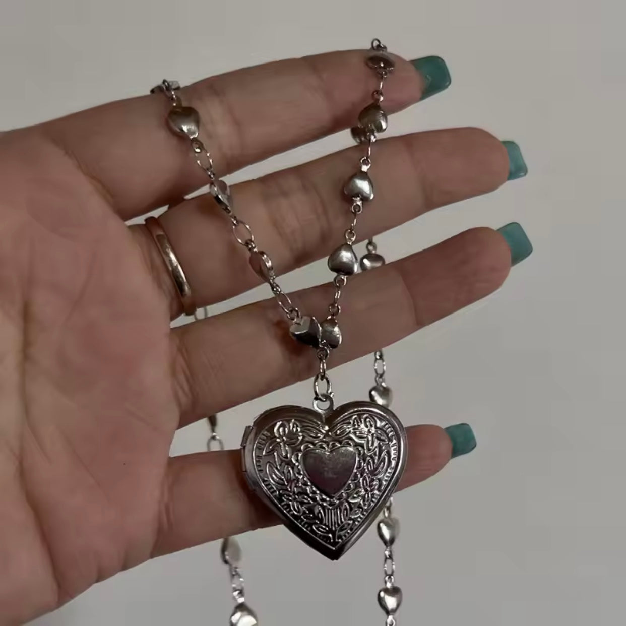 heart locket