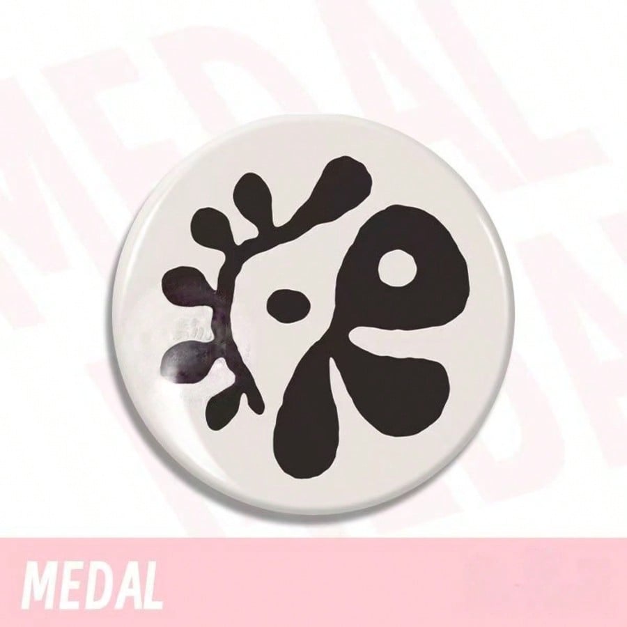 Cortis Badges (1 pc)