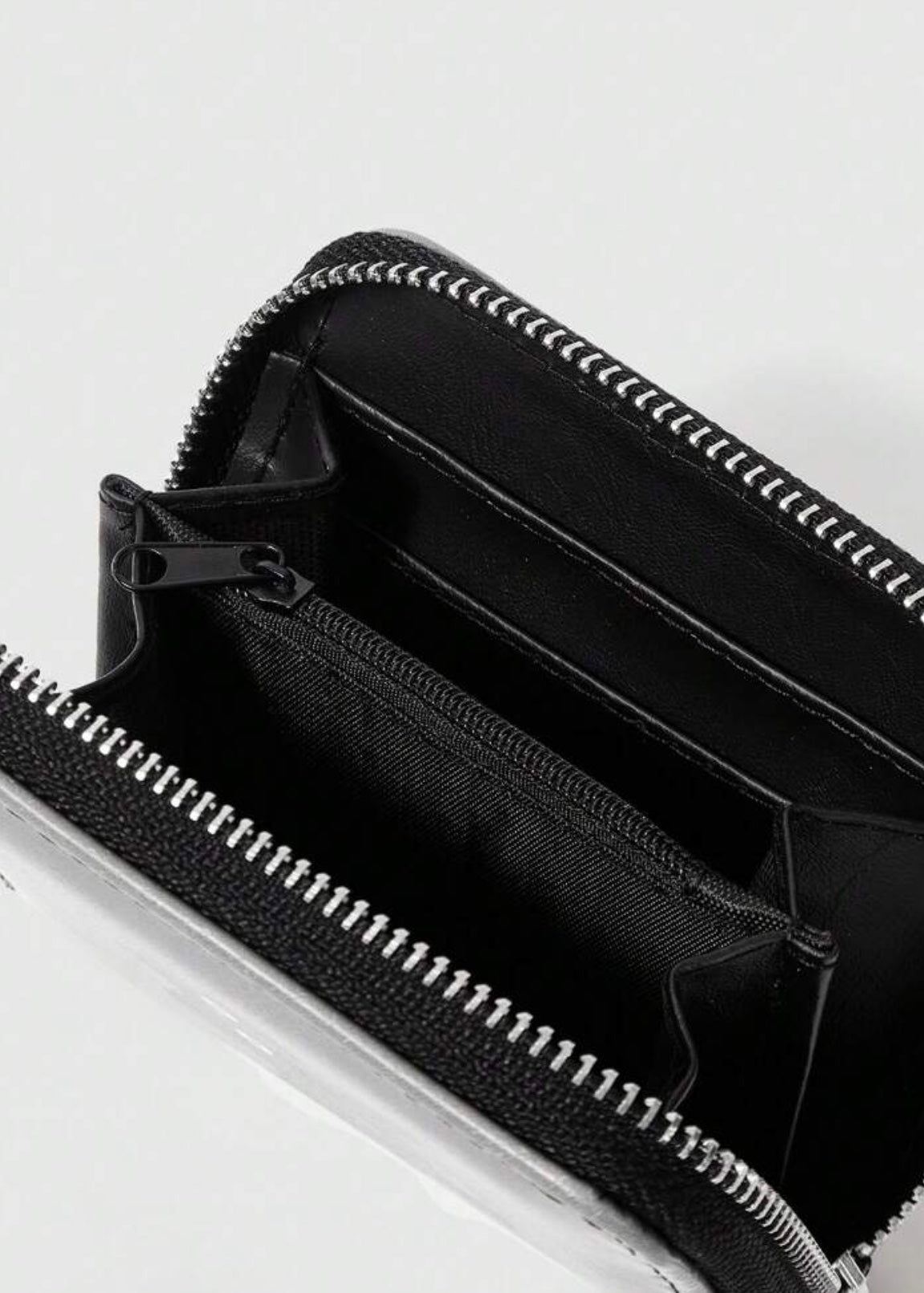 black cat wallet 🐈‍⬛