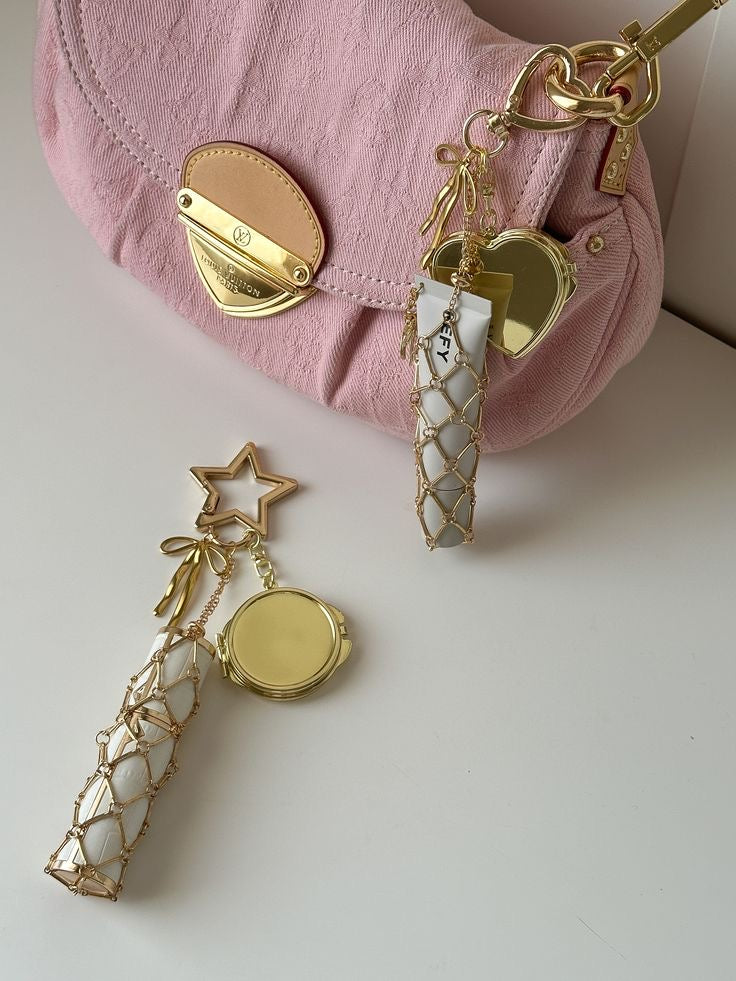 lipgloss holder