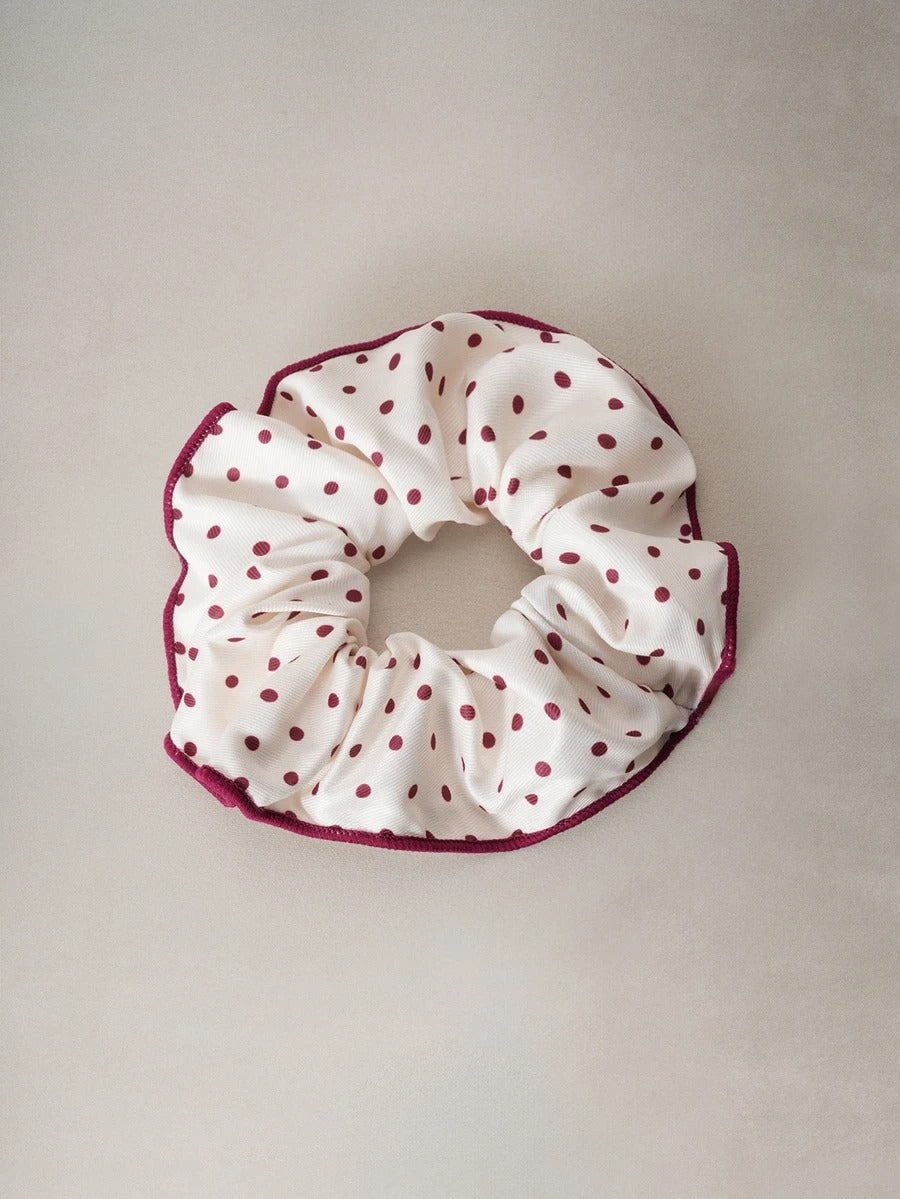 red scrunchies set