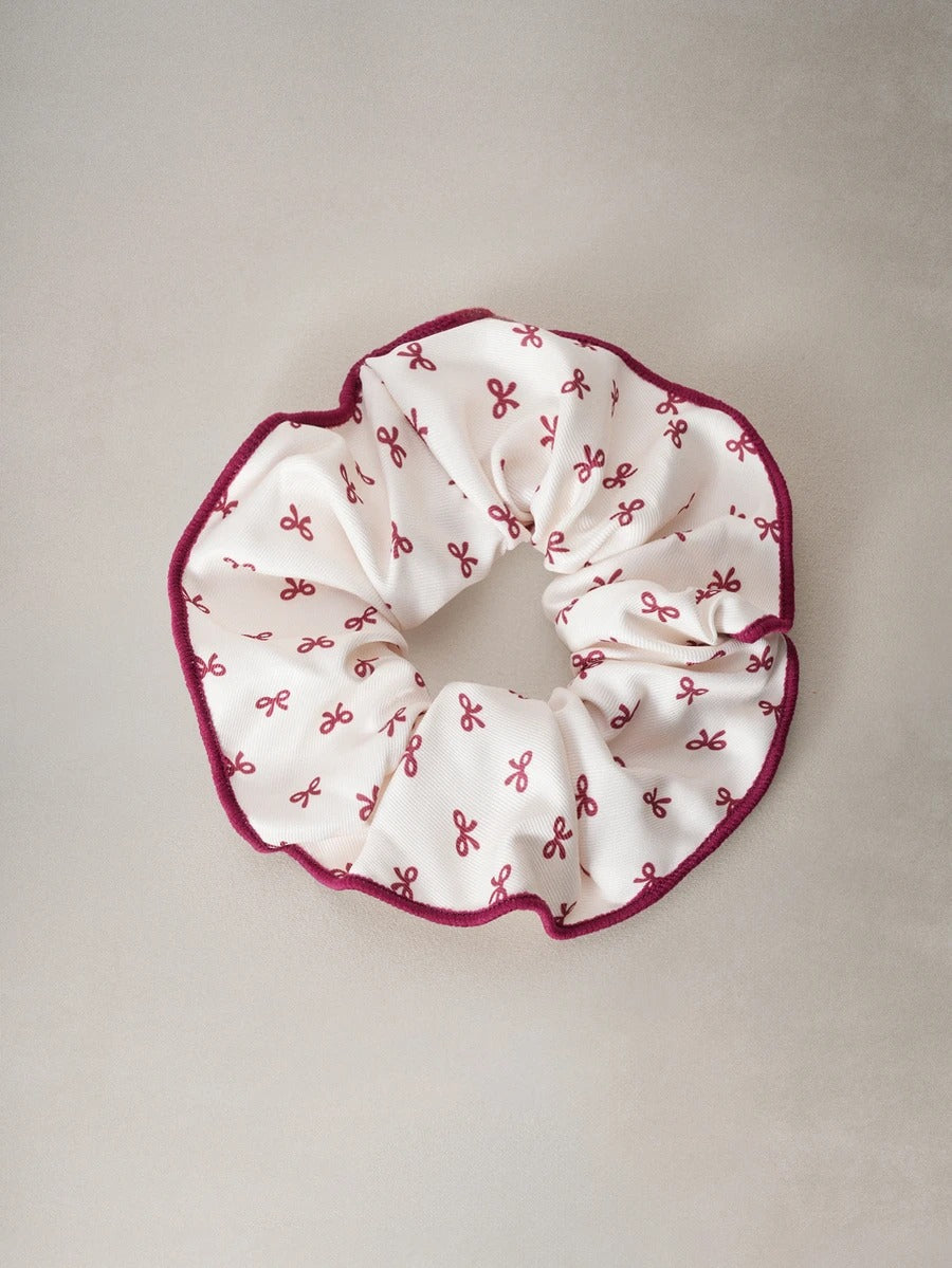 red scrunchies set