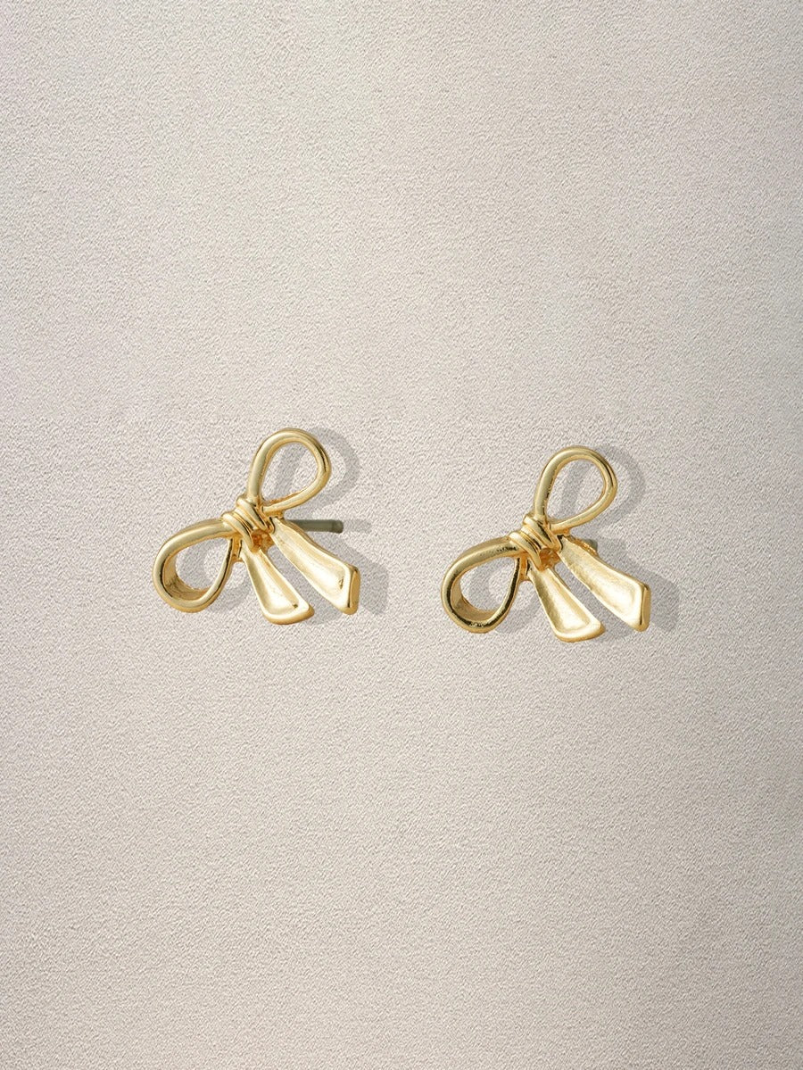 gold bow studs