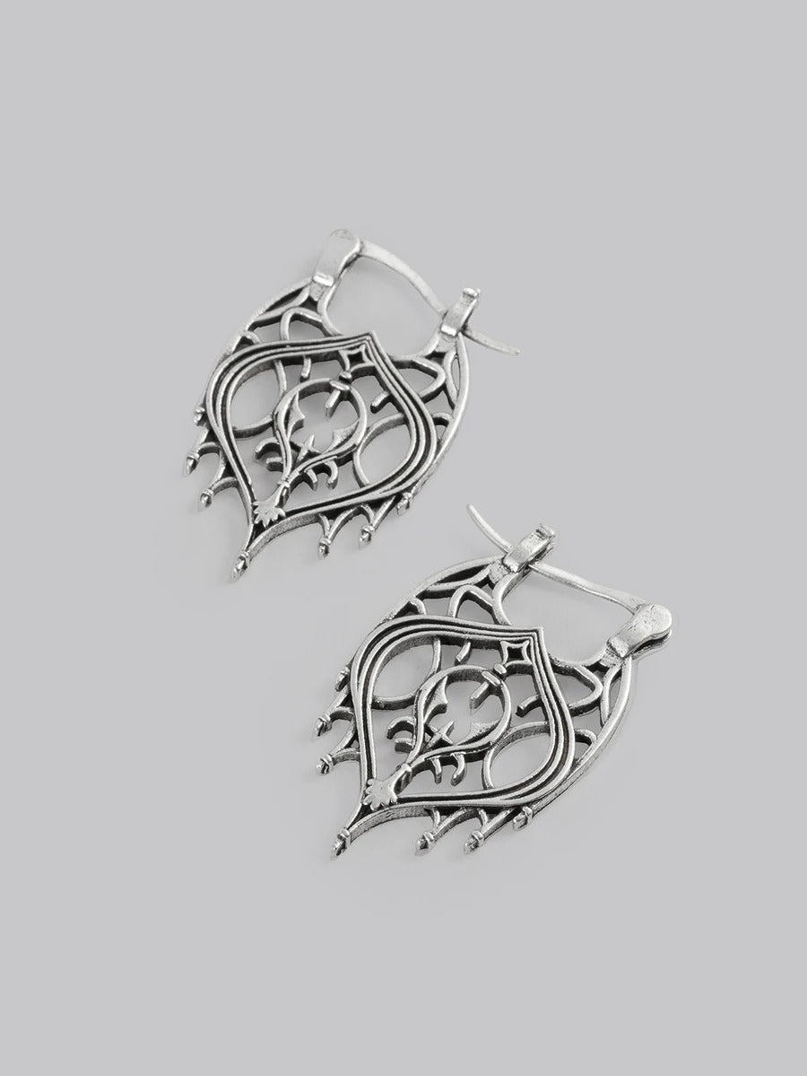 vintage hollow earrings