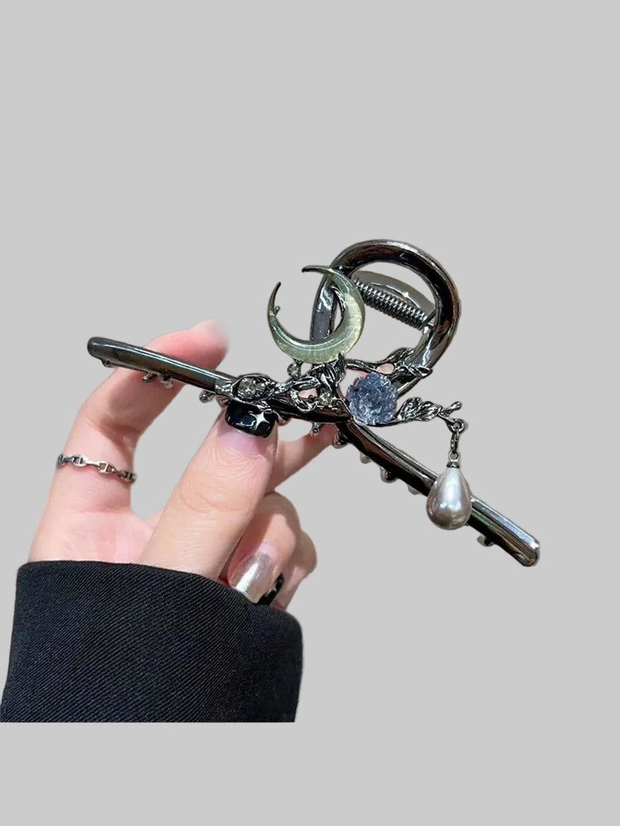 metal hair claw