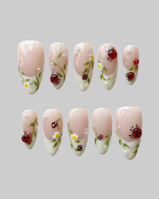 ladybug nails