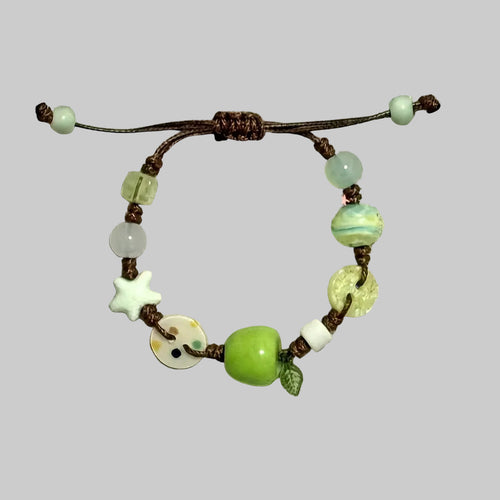 apple beaded bracelet