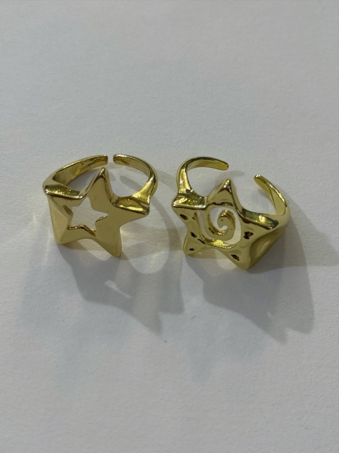 star gold ring
