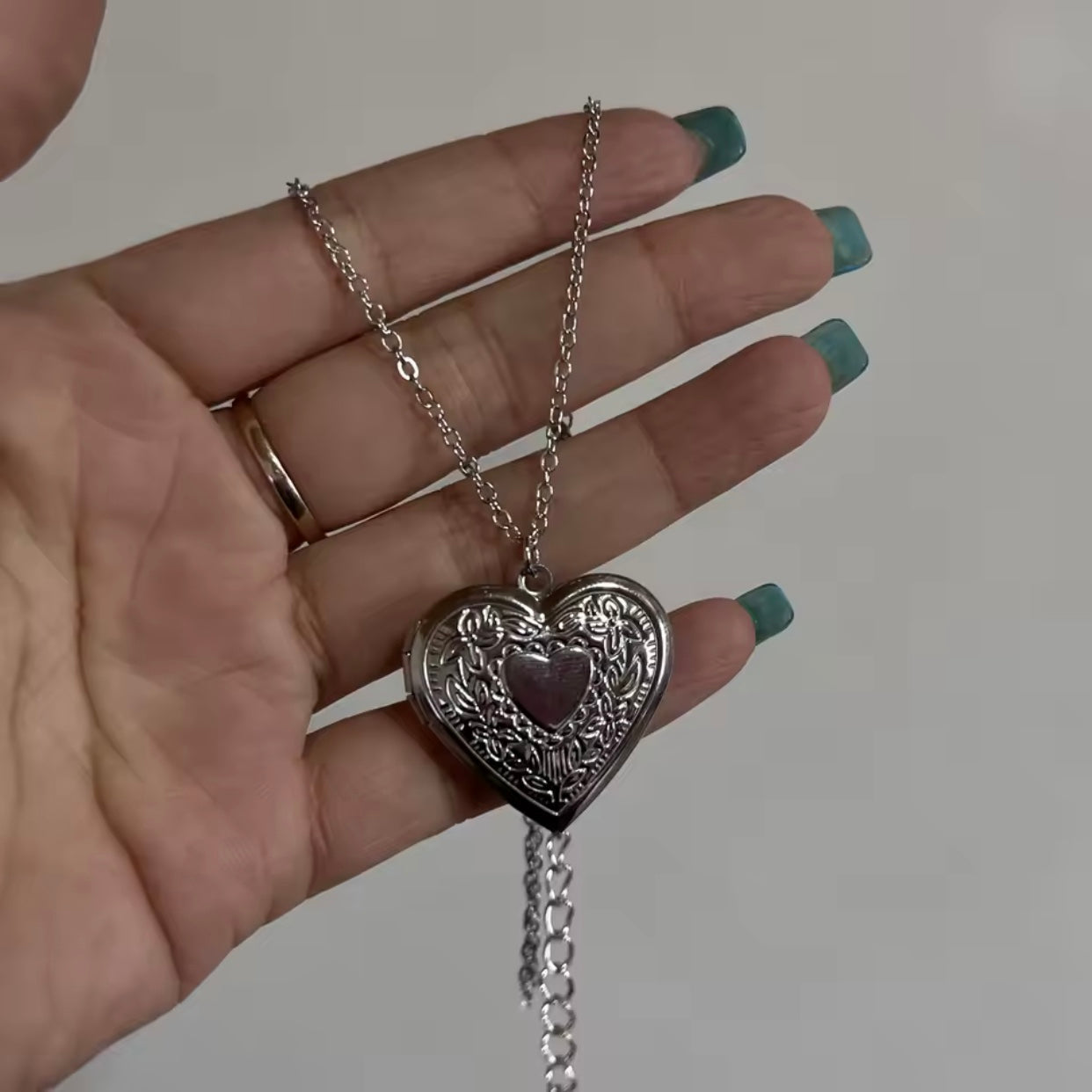 heart locket