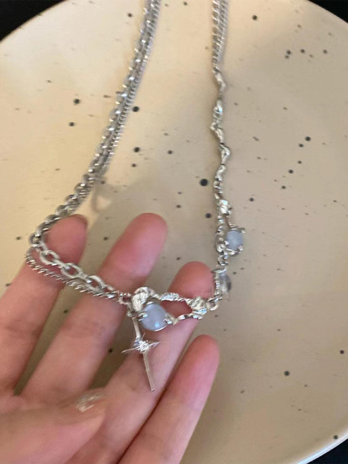 asymmetric liquid-metal necklace