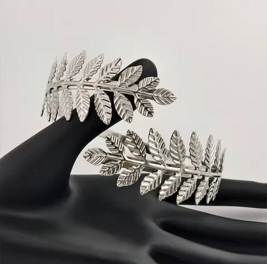 silver leaf arm cuff