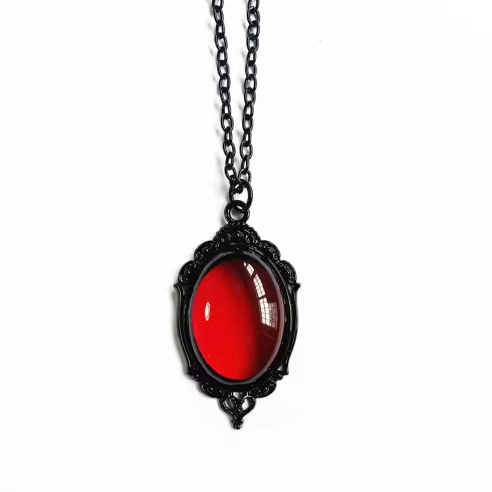 gothic red/ black pendant