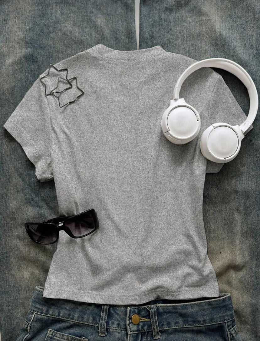 grunge heart tee