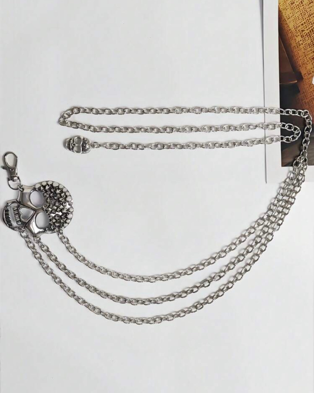 skull waist chain