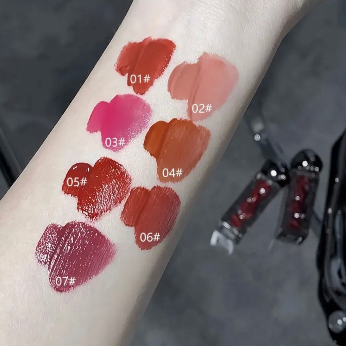 gege bear hyderating lip gloss