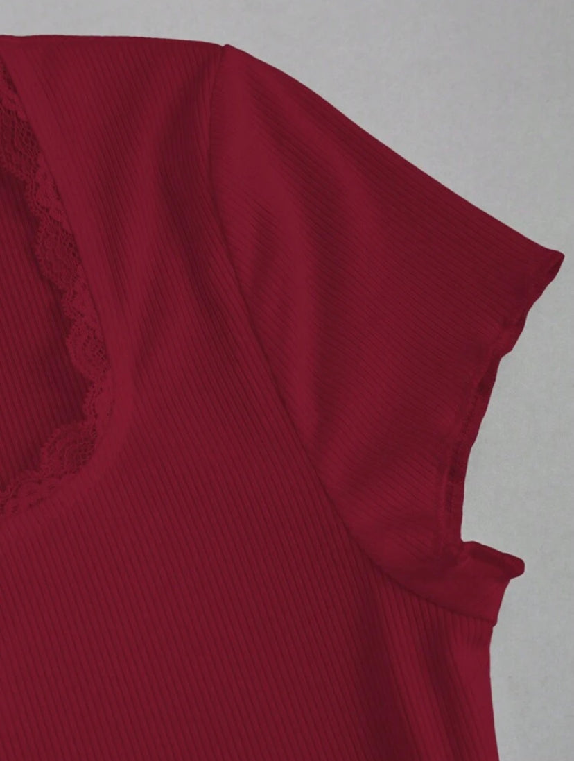 maroon bow top