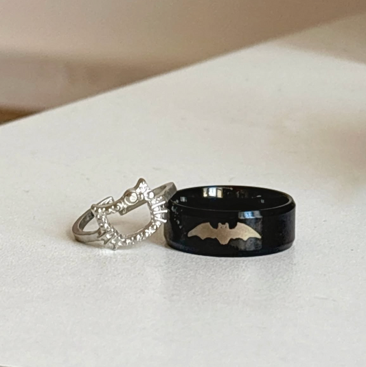 hello kitty | batman ring set