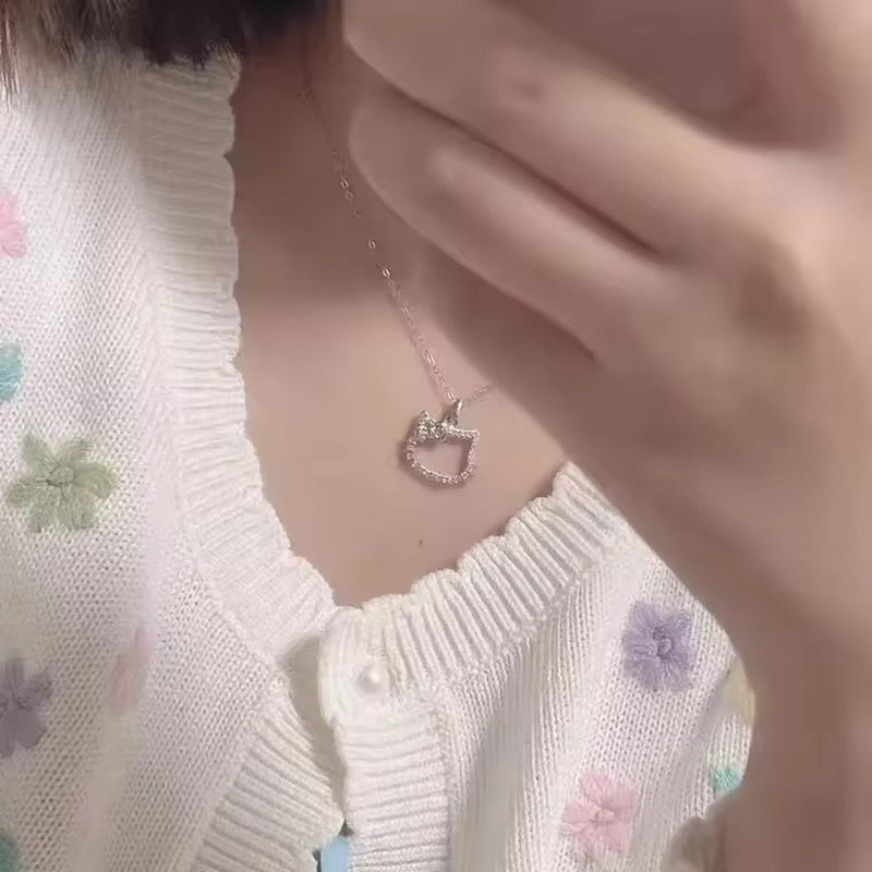 hello kitty necklace (stainless!!)