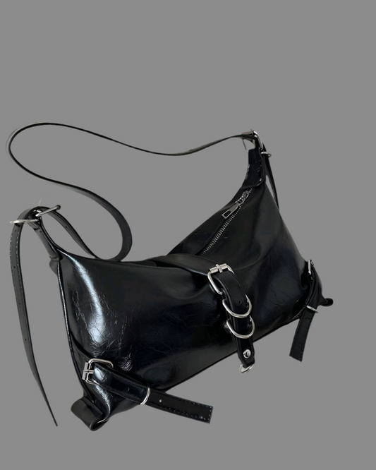 retro minimalist buckle bag in black