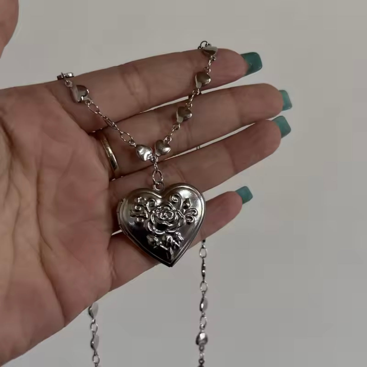 heart locket