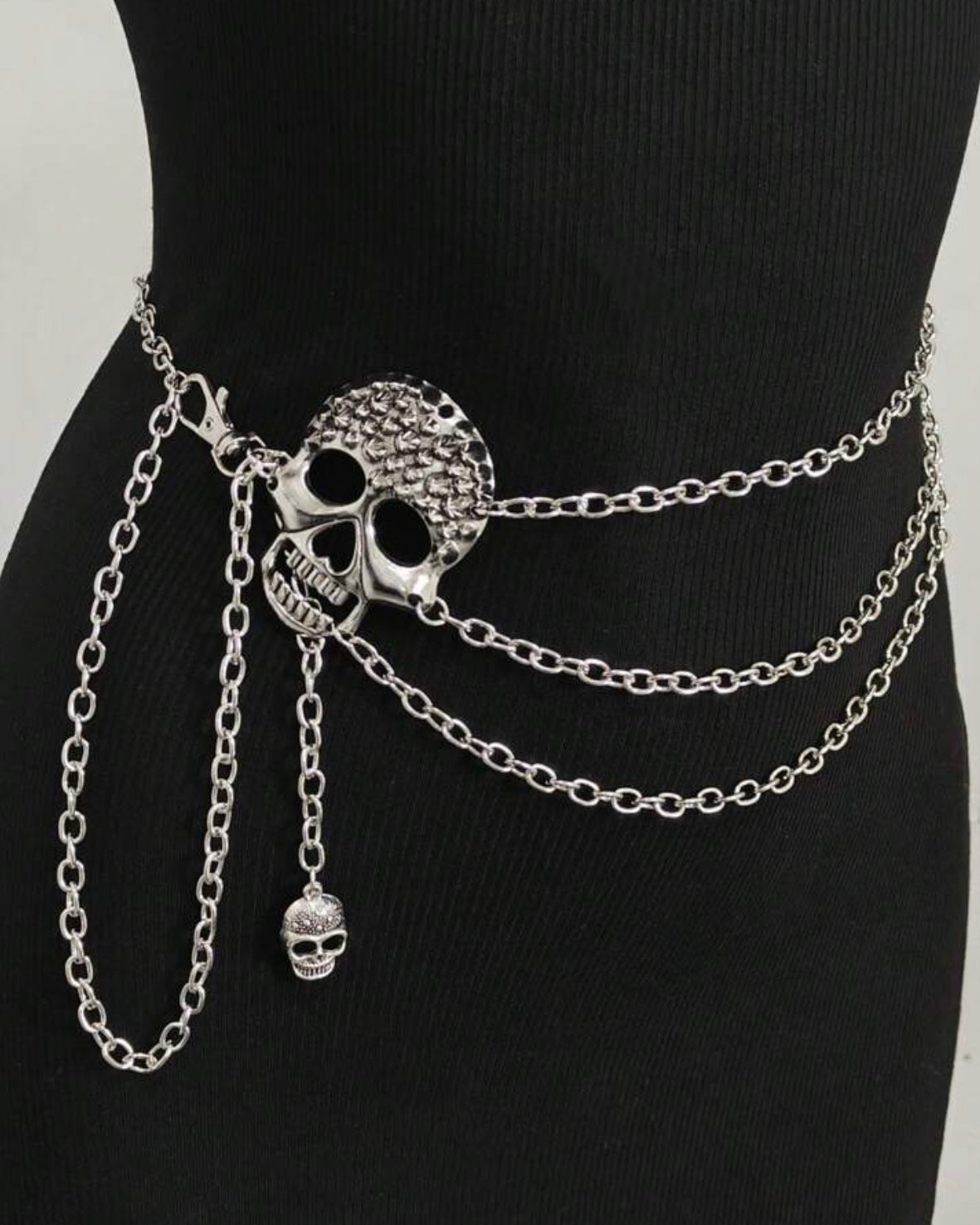 skull waist chain