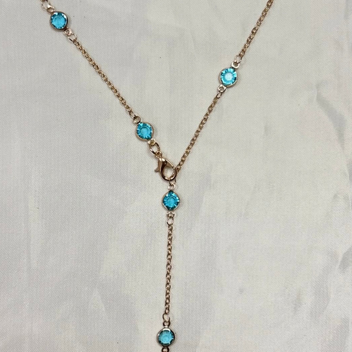 y shaped necklaces