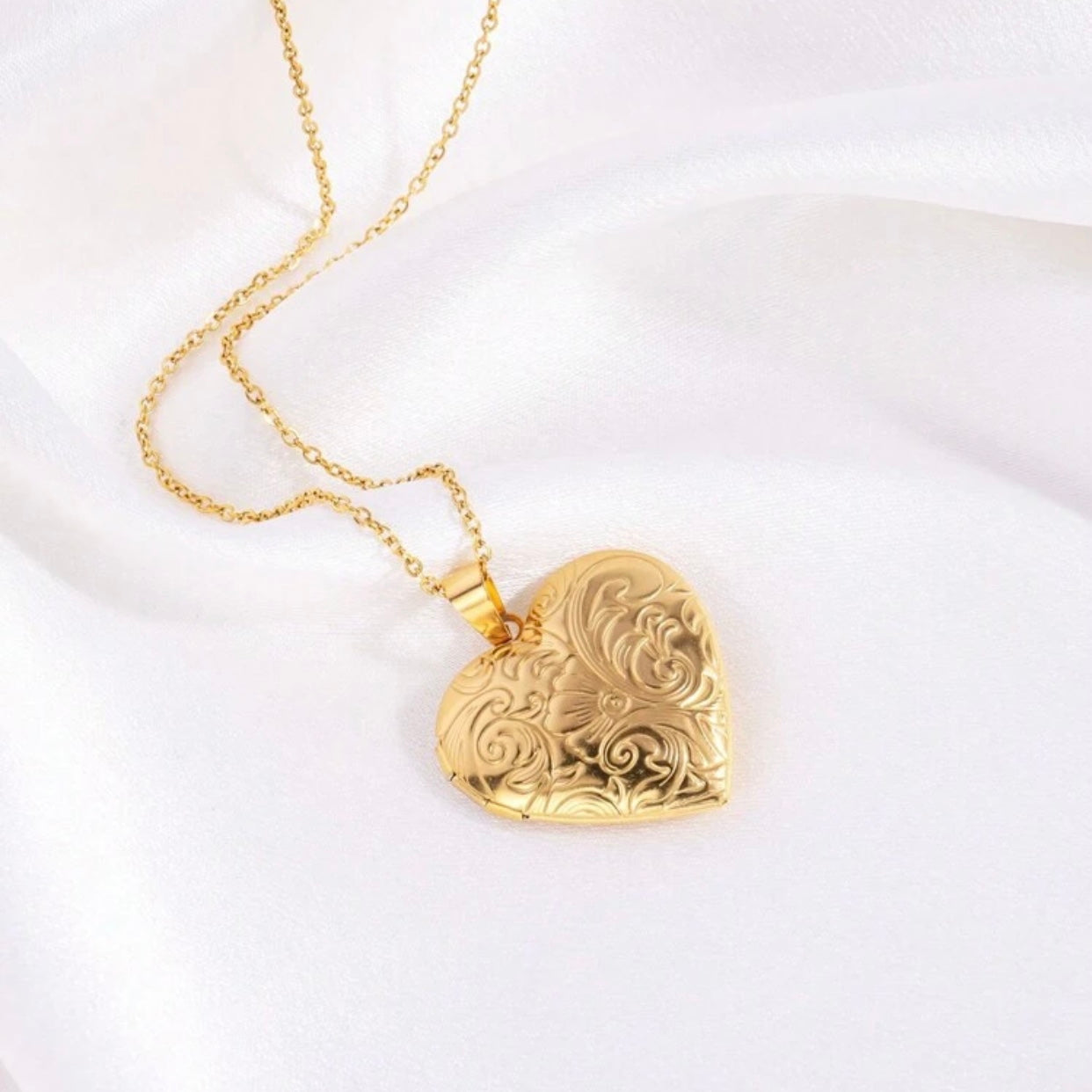 heart locket