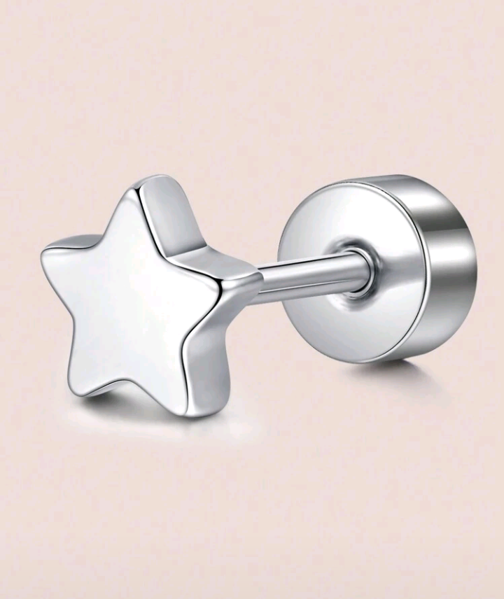 star studs/earrings/septum piercing