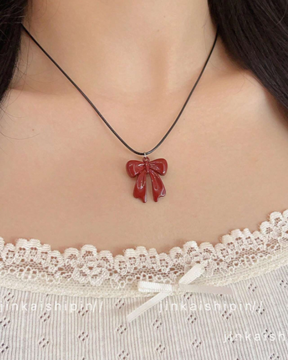 red bow necklace